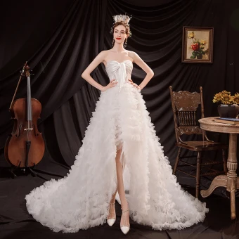 Sexy Ivoire Volants Asymétrique Robe De Mariée 2021 Princesse Satin Bustier Sans Manches Mariage