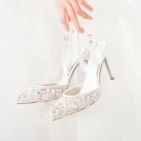 Mode Ivory / Creme Hochzeit Brautschuhe 2020 Knöchelriemen Strass 10 cm Stilettos Spitzschuh Sandaletten