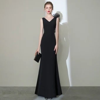 Élégant Couleur Unie Noire Robe De Soirée 2020 Trompette Sirène V Cou Sans Manches Dos Nu Longue Robe De Ceremonie