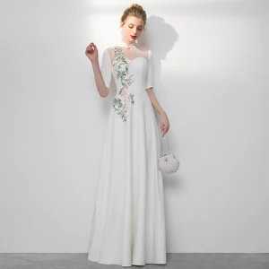 Style Chinois Ivoire Robe De Soirée 2020 Princesse Col Haut Brodé 1 2 Manches Longue Robe De Ceremonie