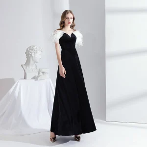 Mode Noire Daim Robe De Soirée 2020 Princesse De L 039 Épaule Gland Manches Courtes Dos Nu Longue Robe De Ceremonie