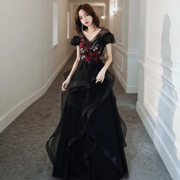 Fashion Black Evening Dresses 2020 A Line Princess V Neck Rhinestone Sequins Lace Flower Short Sleeve Backless Cascading Ruffles Floor Length Long Formal Dresses