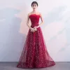 Sparkly Burgundy Evening Dresses  2018 A-Line / Princess Lace Flower Rhinestone Sequins Strapless Backless Sleeveless Sweep Train Formal Dresses