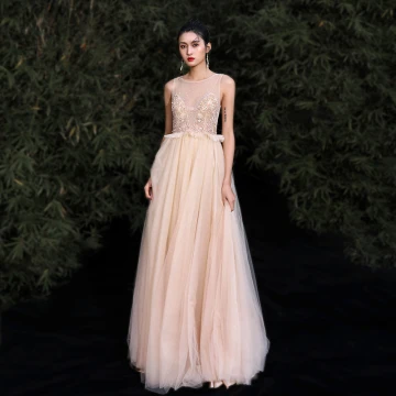 Élégant Doré Robe De Soirée 2020 Princesse Encolure Dégagée Perlage Faux Diamant Sans Manches Longue Robe De Ceremonie