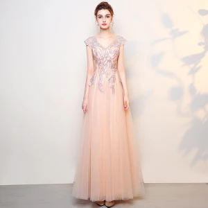 Élégant Perle Rose Robe De Bal 2018 Princesse En Dentelle Fleur Perle V Cou Dos Nu Sans Manches Longue Robe De Ceremonie
