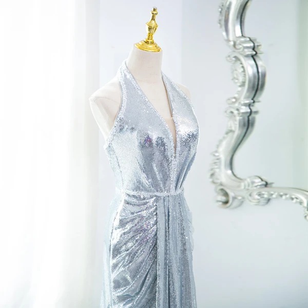 Scintillantes Argenté Paillettes Robe De Soirée 2024 Trompette / Sirène Titulaire Sans Manches Dos Nu Train De Balayage Soirée Robe De Ceremonie