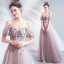 Schöne Violett Abendkleider 2020 A Linie Off Shoulder Perlenstickerei Applikationen Blumen Spitze Pailletten Ärmellos Rückenfreies Lange Festliche Kleider