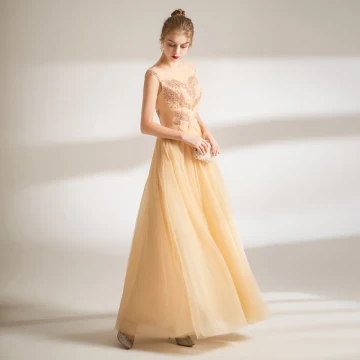 Chic Belle Jaune Robe De Bal 2021 Princesse Encolure Dégagée Sans Manches Perlage Perle Paillettes Longue Promo Robe De Ceremonie
