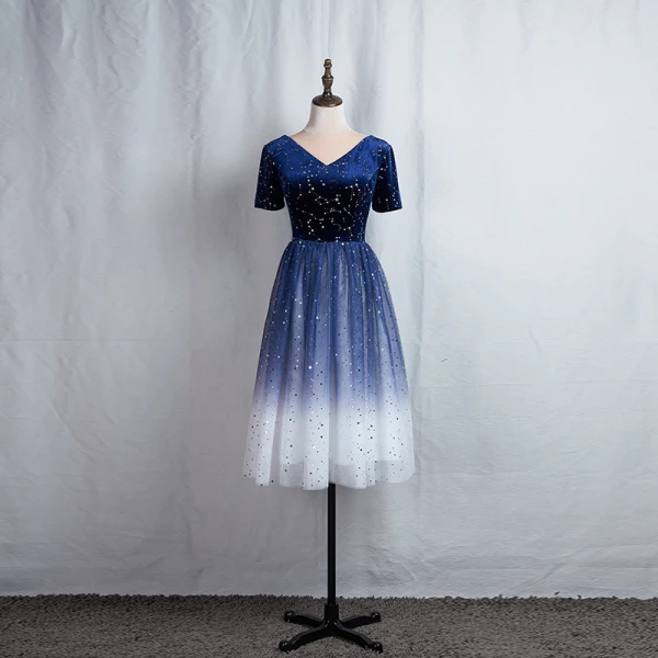 Fashion Navy Blue Homecoming Graduation Dresses 2020 A-Line / Princess V-Neck Star Sequins Short Sleeve Backless Knee-Length Formal Dresses Fashion Navy Blue Homecoming Graduation Dresses 2020 A-Line / Princess V-Neck Star Sequins Short Sleeve Backless Knee-Length Formal Dresses