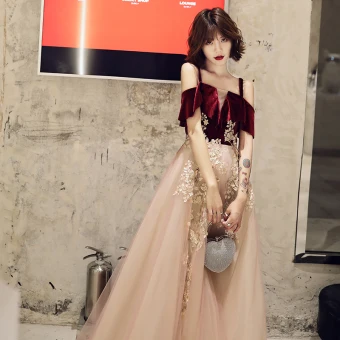 Chic Belle Bordeaux Daim Robe De Bal 2022 Princesse Bretelles Spaghetti Manches Courtes Dos Nu Appliques Longue Robe De Ceremonie
