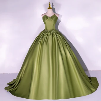 Vintage Originale Vert Trèfle Satin Robe De Bal 2022 Robe Boule Bustier Sans Manches Dos Nu Train De Balayage Robe De Ceremonie