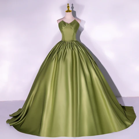 Vintage Trébol Verde Satén Vestidos de gala 2022 Ball Gown Sin Tirantes Sin Mangas Sin Espalda Colas De Barrido Vestidos Formales