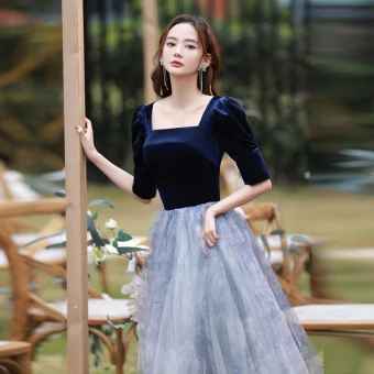Élégant Bleu Marine Daim Robe De Bal 2022 Princesse Encolure Carrée 1 2 Manches Dos Nu Longue Robe De Ceremonie