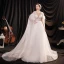 Charmant Weiß Perlenstickerei Strass Pailletten Brautkleider / Hochzeitskleider 2022 A Linie Rundhalsausschnitt Kurze Ärmel Quaste Hof-Schleppe Hochzeit