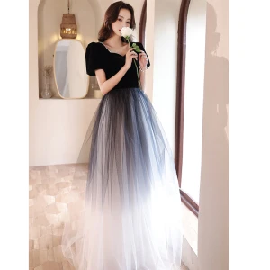 Élégant Noire Daim Robe De Bal 2022 Princesse Encolure Carrée Manches Courtes Dos Nu Longue Robe De Ceremonie