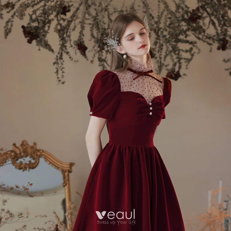 Vintage / Retro Burgundy Suede Prom Dresses 2022 A-Line / Princess High Neck Bow Short Sleeve Backless Floor-Length / Long Formal Dresses Vintage / Retro Burgundy Suede Prom Dresses 2022 A-Line / Princess High Neck Bow Short Sleeve Backless Floor-Length / Long Formal Dresses