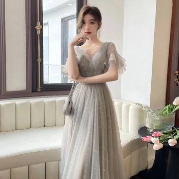 Modest Simple Grey Bridesmaid Dresses 2022 A Line Princess Scoop Neck Short Sleeve Backless Floor Length Long Bridesmaid Dresses