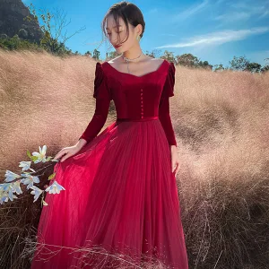 Chic Belle Bordeaux Hiver Velour Robe De Bal 2022 Princesse Encolure Carrée Manches Longues Dos Nu Longue Promo Robe De Ceremonie