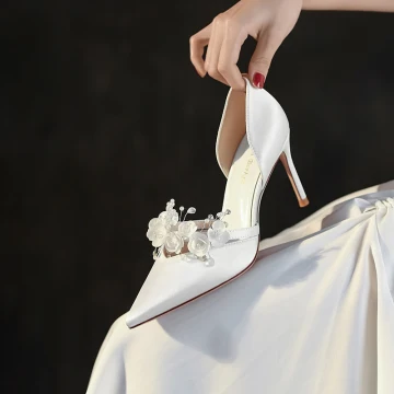 Charmant Witte Parel Appliques Bruidsschoenen 2022 Leer 12 Cm Naaldhakken Stiletto Spitse Neus Bruidsschoenen Hoge Hakken