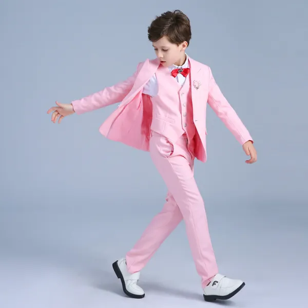 Niños vestidos de rosa sale