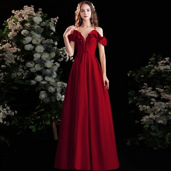 Simple Bordeaux Satin Robe De Bal 2022 Princesse De L Épaule Manches Courtes Dos Nu Longue Robe De Ceremonie
