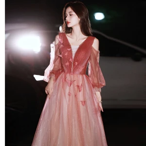 Charming Red Lace Butterfly Prom Dresses 2022 A Line Princess Rhinestone V Neck Long Sleeve Backless Floor Length Long Formal Dresses