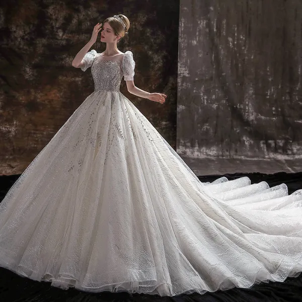 Luxury / Gorgeous White Beading Rhinestone Sequins Lace Flower Wedding Dresses 2022 Ball Gown Scoop Neck Short Sleeve Backless Royal Train Wedding
