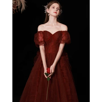 Charmant Bordeaux Glitter Robe De Bal 2022 Princesse De L Épaule Perlage Gland Manches Courtes Dos Nu Longue Robe De Ceremonie