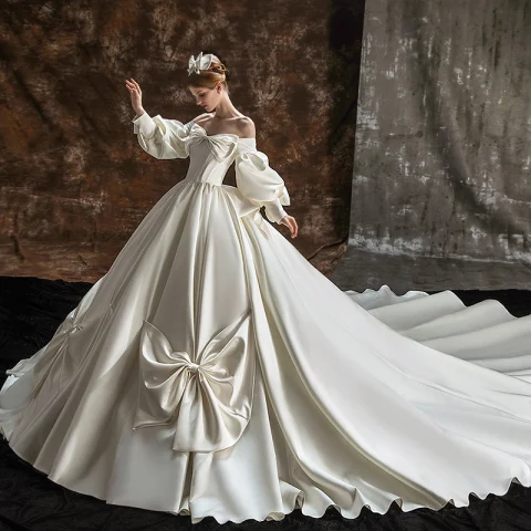 High End Ivory / Creme Schleife Satin Brautkleider / Hochzeitskleider 2022 Ballkleid Off Shoulder Geschwollenes Lange Ärmel Rückenfreies Königliche Schleppe Hochzeit