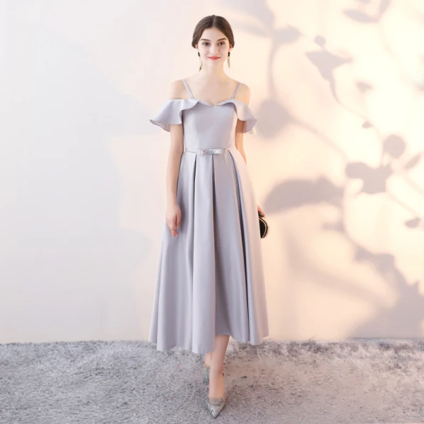 Chic / Beautiful Grey Homecoming Graduation Dresses 2018 A-Line / Princess Off-The-Shoulder Spaghetti Straps Short Sleeve Bow Sash Tea-length Ruffle Backless Formal Dresses