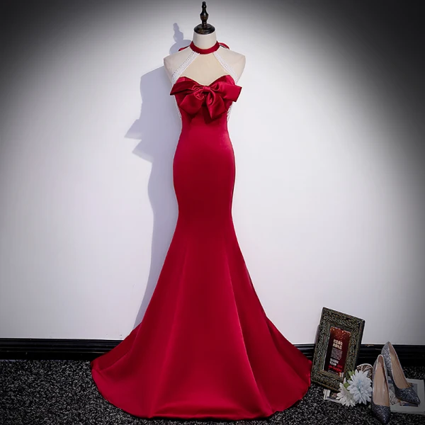 Sexy Burgundy Beading Pearl Evening Dresses 2022 Trumpet / Mermaid Satin Halter Bow Sleeveless Backless Floor-Length / Long Formal Dresses