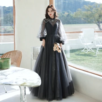 Chic Beautiful Black Beading Rhinestone Sequins Prom Dresses 2022 A Line Princess Scoop Neck Long Sleeve Backless Floor Length Long Formal Dresses