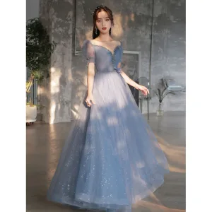 Charmant Bleu Ciel Glitter Faux Diamant Paillettes Robe De Bal 2022 Princesse Encolure Dégagée Manches Courtes Dos Nu Ceinture Longue Robe De Ceremonie