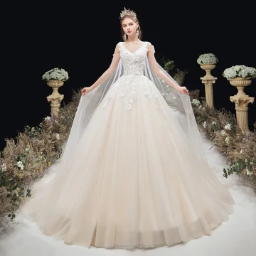 Élégant Ivoire Robe De Mariée 2020 Robe Boule V Cou Perlage Appliques En Dentelle Fleur Sans Manches Dos Nu Chapel Train
