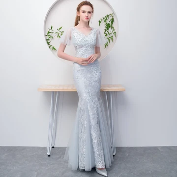 Chic Beautiful Grey Evening Dresses 2018 Ball Gown Beading Lace Flower V Neck Short Sleeve Floor Length Long Formal Dresses
