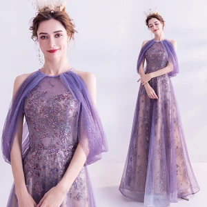 Charmig Lavendel Aftonklänningar 2020 Prinsessa Urringning Glittriga Glitter Beading Paljetter Kristall Ärmlös Halterneck Långa Formella Klänningar
