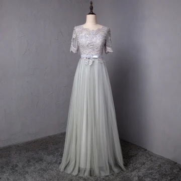 Abordable Gris Robe De Bal 2018 Princesse Noeud En Dentelle Fleur Encolure Dégagée Manches Courtes Longue Robe De Ceremonie