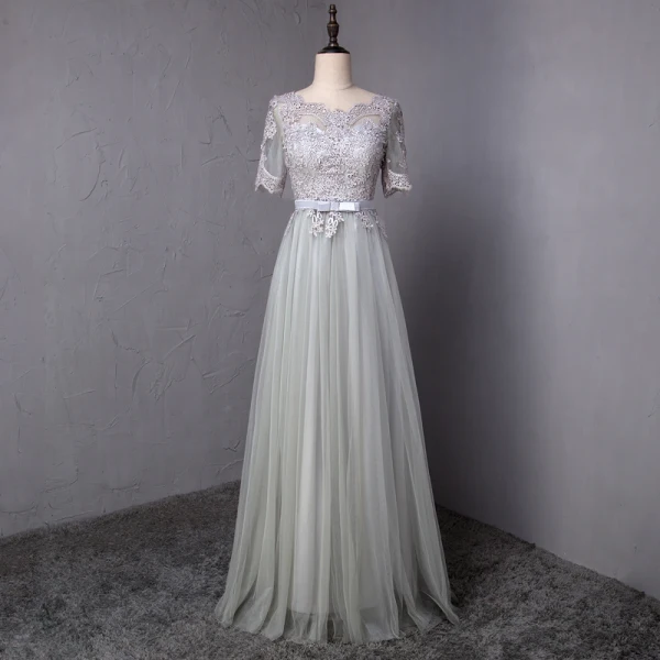 Abordable Gris Robe De Bal 2018 Princesse Noeud En Dentelle Fleur Encolure Dégagée Manches Courtes Longue Robe De Ceremonie