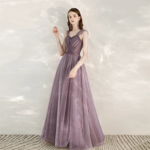 Stilig Purple Balklänningar 2020 Prinsessa V Hals Rhinestone Paljetter Ärmlös Halterneck Långa Formella Klänningar