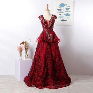 Luxe Bordeaux Fait Main Robe De Soirée 2020 Robe De Ceremonie Dos Nu Cristal Fleur En Dentelle Faux Diamant Paillettes Tulle Soirée