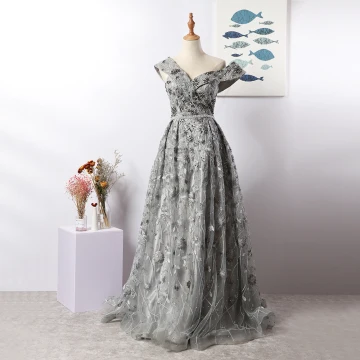 Luxury Gorgeous Charming Grey Evening Dresses 2020 A Line Princess V Neck Handmade Beading Crystal Rhinestone Lace Flower Sleeveless Backless Floor Length Long Formal Dresses