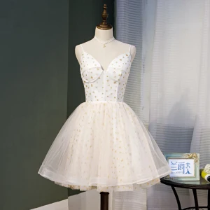 Chic Belle Ivoire De Retour Robe De Graduation 2020 Princesse Bretelles Spaghetti Glitter Étoile Sans Manches Dos Nu Mi Longues Robe De Ceremonie