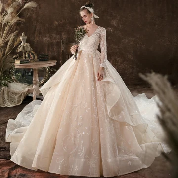Élégant Robe Boule Champagne Empire Enceinte Robe De Mariée 2020 V Cou Perlage Paillettes En Dentelle Fleur Manches Longues Dos Nu Cathedral Train
