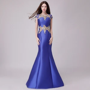 Klassisk Kongeblå Selskapskjoler 2018 Trompet Havfrue Blonder Appliques Perle Scoop Halsen Uten Ermer Lange Formelle Kjoler