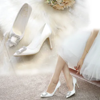 Charming Ivory Wedding Shoes 2020 Satin Rhinestone 9 Cm Stiletto Heels Pointed Toe Wedding Pumps