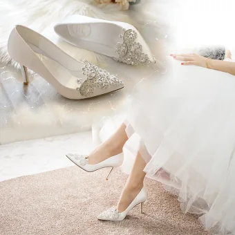 Fashion Ivory Rhinestone Wedding Shoes 2020 9 Cm Stiletto Heels Pointed Toe Wedding Pumps