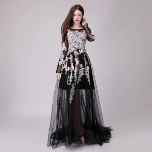 Chic Belle Noire Robe De Soirée 2018 Princesse Transparentes En Dentelle Appliques Encolure Dégagée Manches Longues Longue Robe De Ceremonie