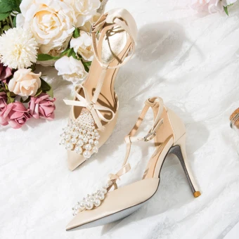 Charmant Nues Soirée Chaussures Femmes 2020 Satin T Strap Perle Faux Diamant Noeud 10 Cm Talons Aiguilles À Bout Pointu Talons