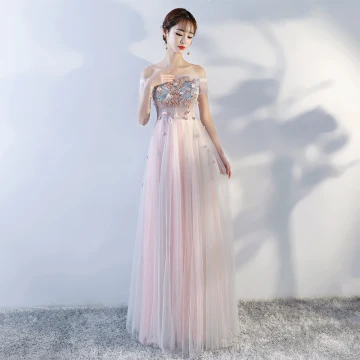 Chic Belle Perle Rose Robe De Bal 2018 Princesse En Dentelle Appliques Cristal De L Épaule Dos Nu Sans Manches Longue Robe De Ceremonie