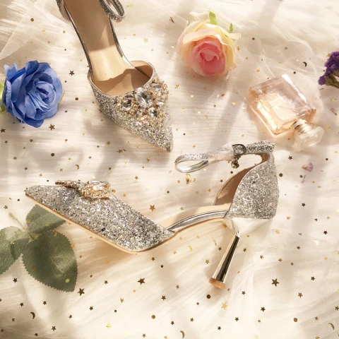 Glitter Zilveren Kristal Bruidsschoenen 2020 Enkelband Rhinestone Pailletten 8 cm Naaldhakken / Stiletto Spitse Neus Huwelijk Hakken